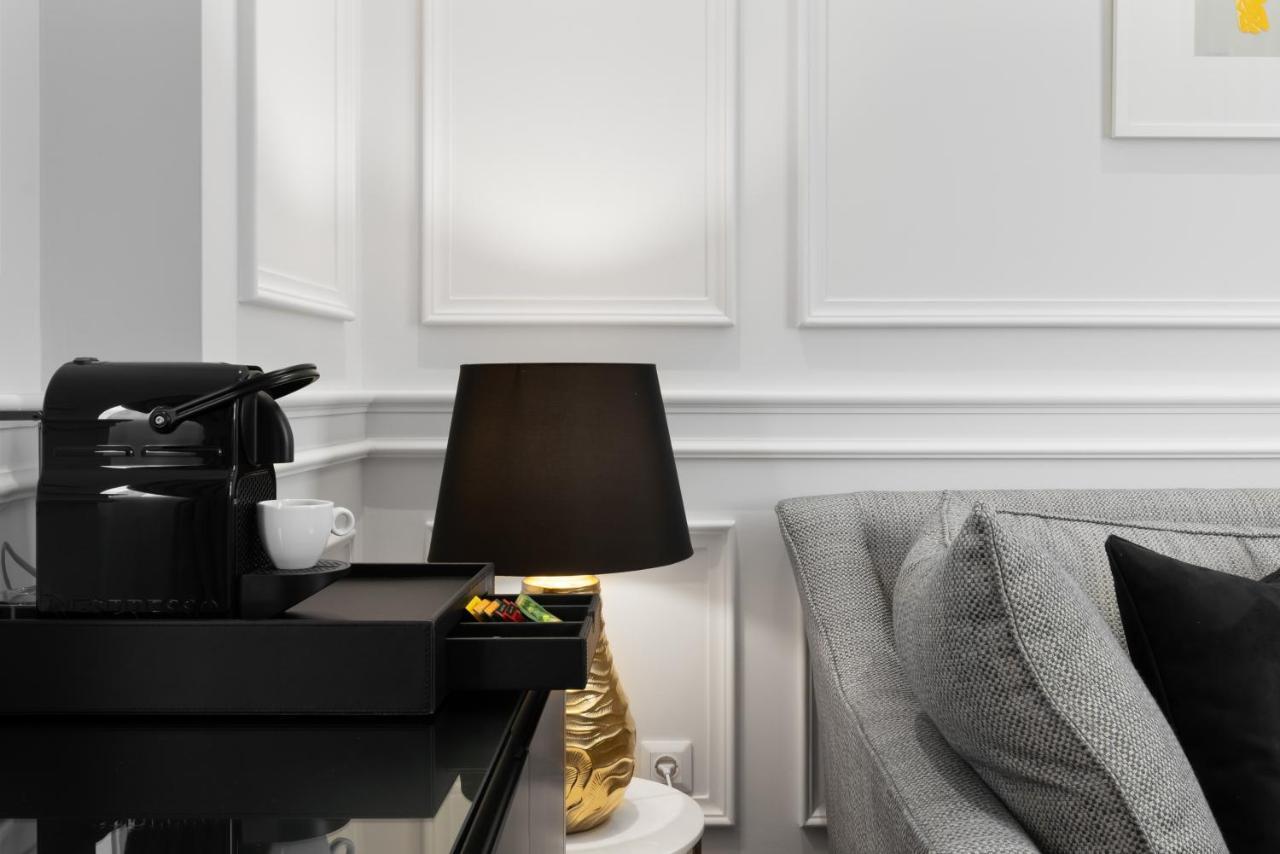 Praxitelous Luxury Suites Athene Buitenkant foto
