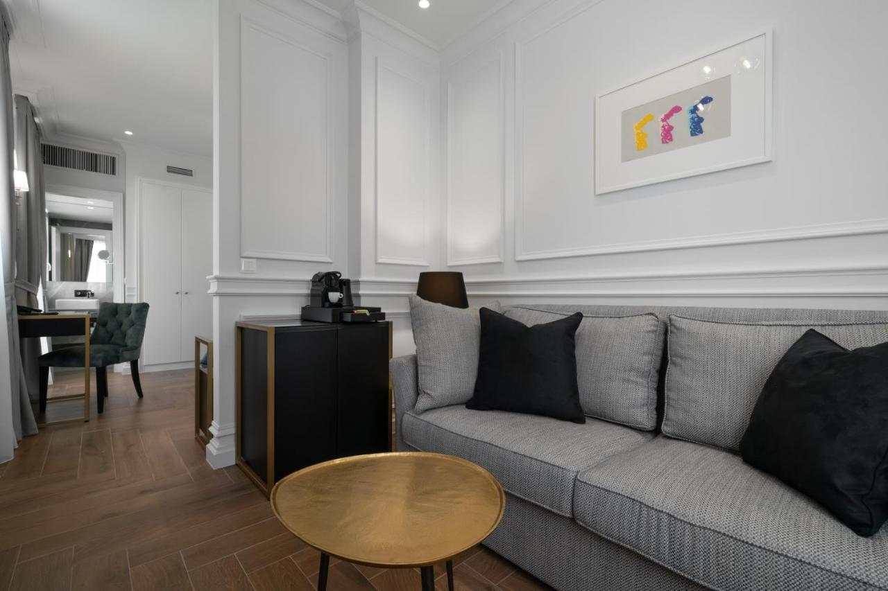 Praxitelous Luxury Suites Athene Buitenkant foto